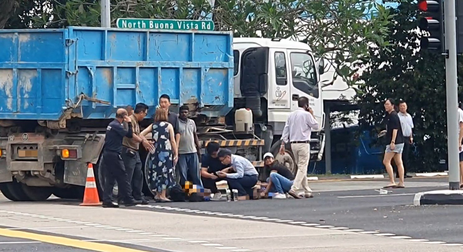 2 students injured after accident with lorry in Buona Vista, driver assisting with investigations