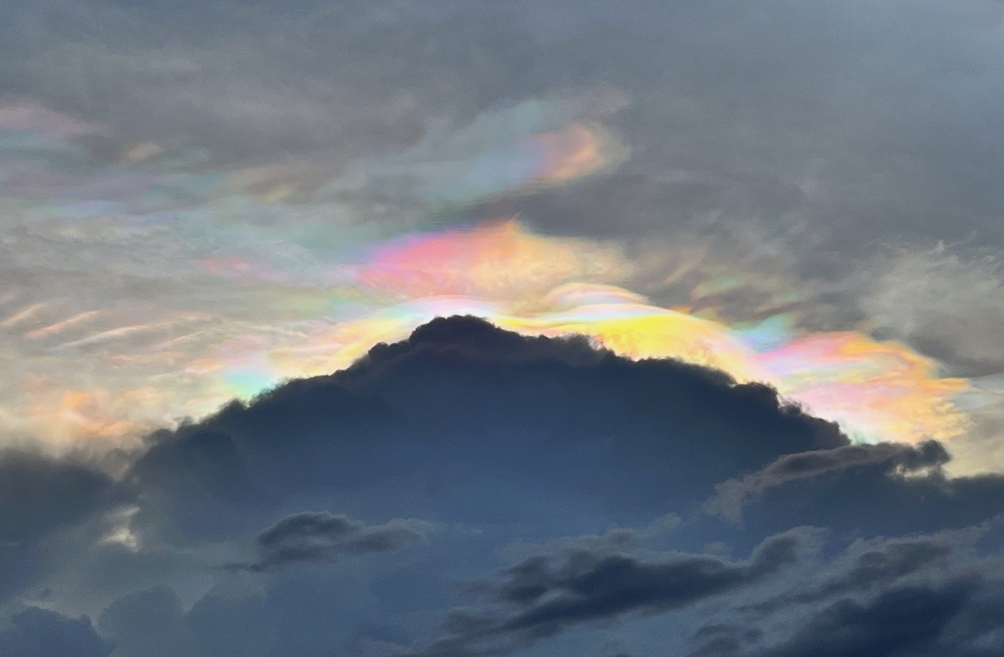 ‘Rainbow clouds’ seen in Tampines on 13 April, iridescence dubbed as S’pore’s Northern Lights