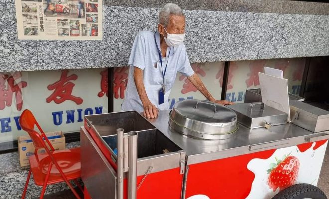 Sim Lim ice cream uncle dies aged 92, cremated quietly at Mandai