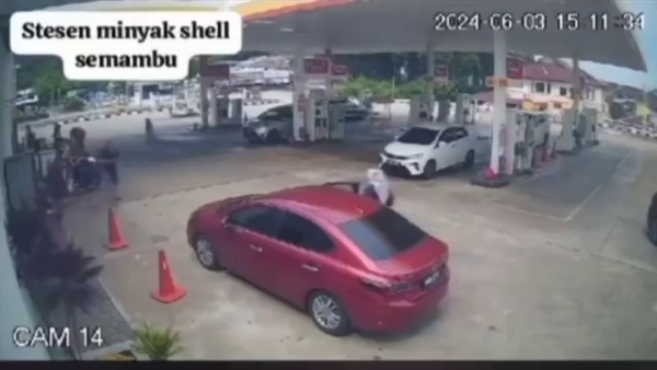 Man in M’sia casually carries out carjacking at petrol kiosk while driver wasn’t in car