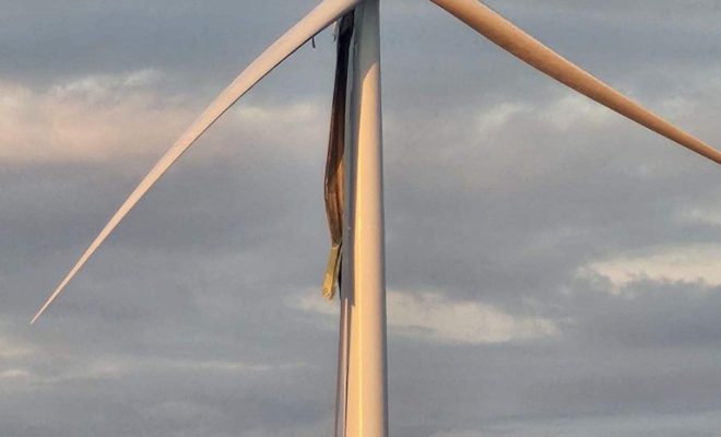 Turbine blade broke during testing phase, Vineyard Wind says