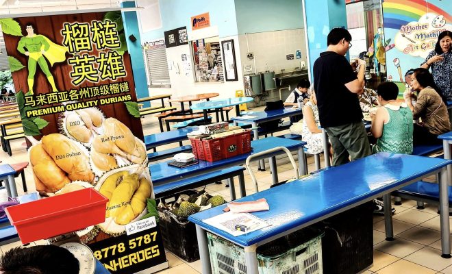 Durian seller sets up stall at school in Ang Mo Kio, 400kg sold out in 2 hours