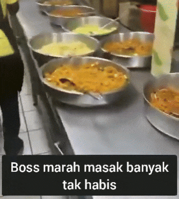restaurant owner throws food malaysia 1